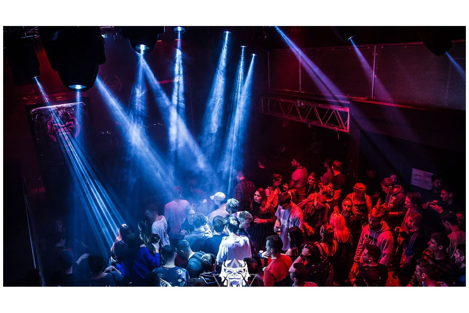 CHAUVET_DJ_Intimidator_Hybrid_251SR_8.jpeg