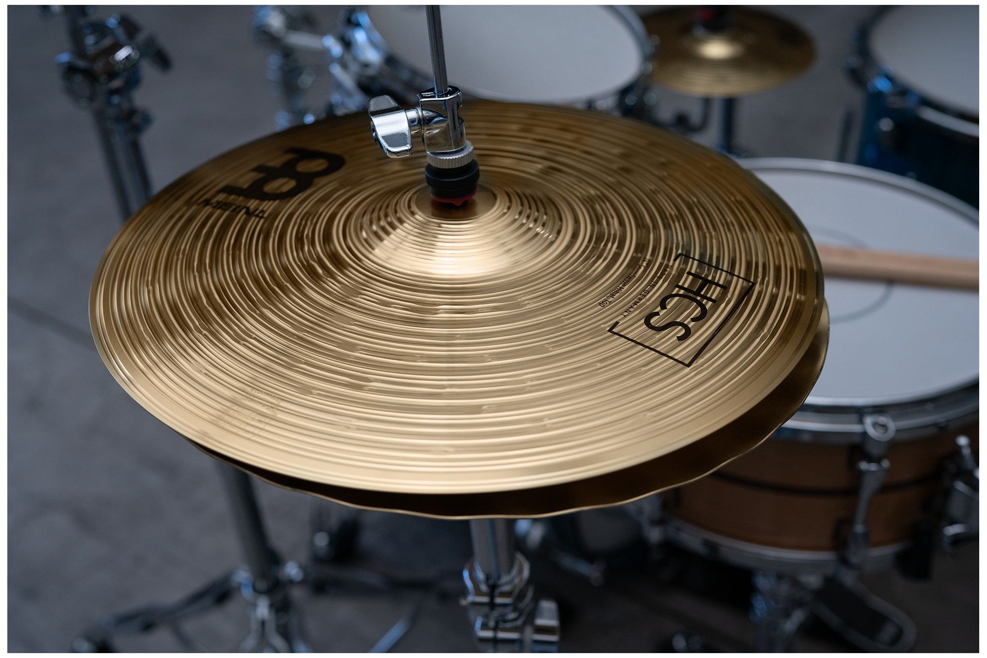 Meinl_Cymbals_14_HCS_Soundwave_Hihat_3.jpeg