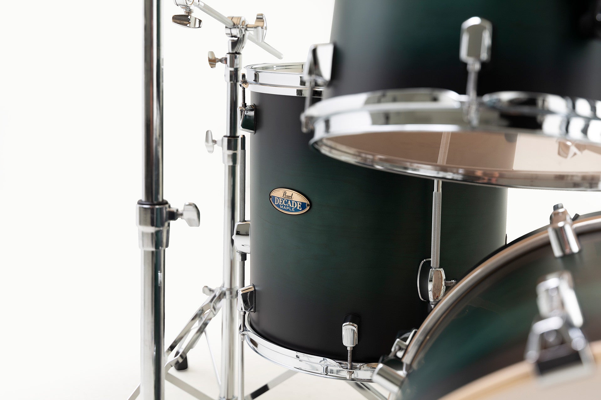 Pearl_DMP984P_C213_Decade_Maple_Deep_Forest_Burst_1.jpeg