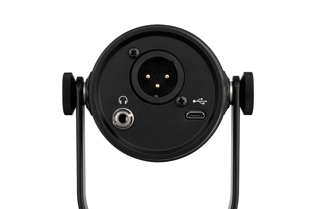 Shure_MV7_K_black_3.png