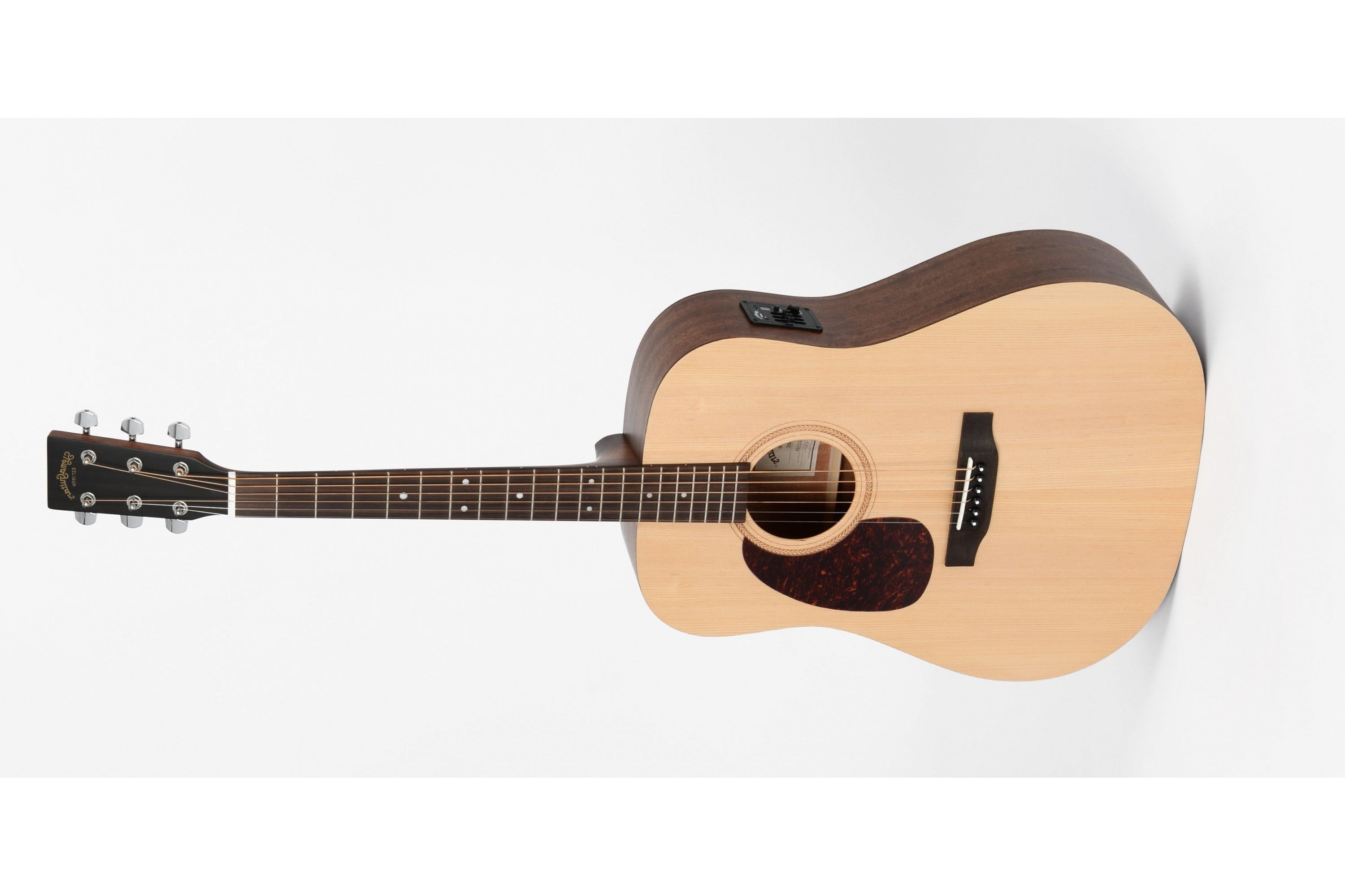 Sigma_Guitars_DMEL_1.jpeg
