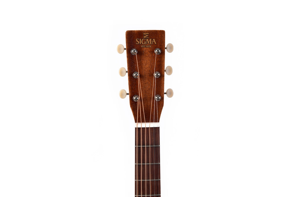 Sigma_Guitars_DM_15E_AGED_Natural_Distressed_Satin_3.jpeg