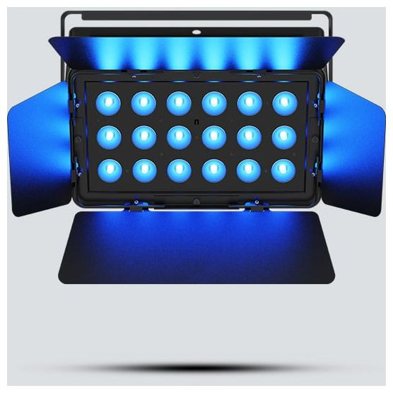 Galerijní obrázek č.1 LED RGBA (RGB+Amber) CHAUVET DJ SlimBANK Q18 ILS A-Stock