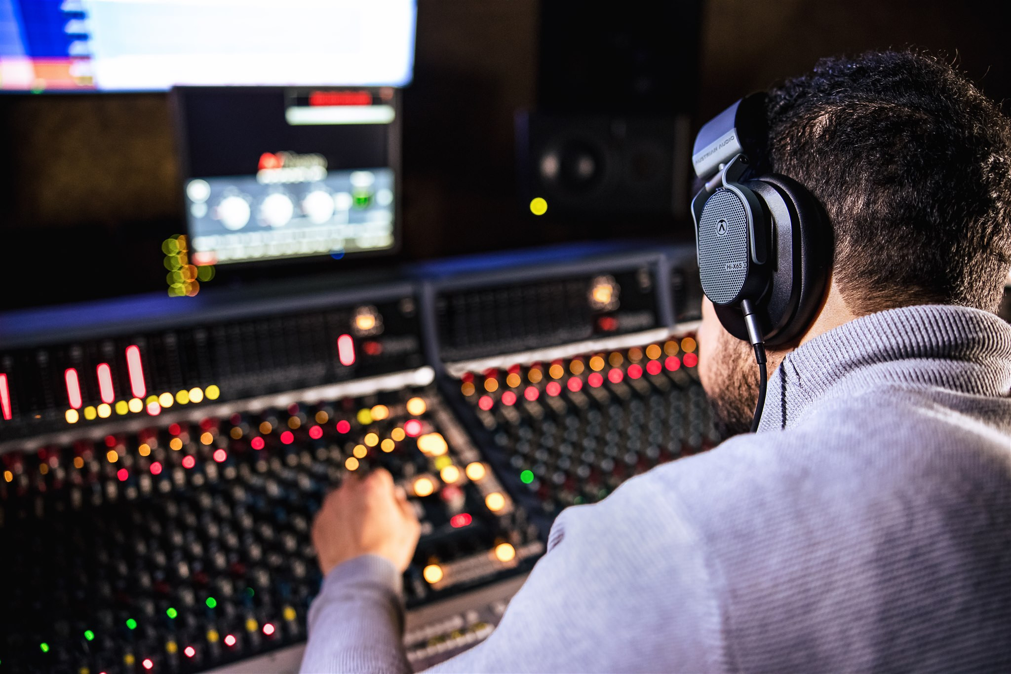 Galerijní obrázek č.11 Studio a nahrávání AUSTRIAN AUDIO Hi-X65