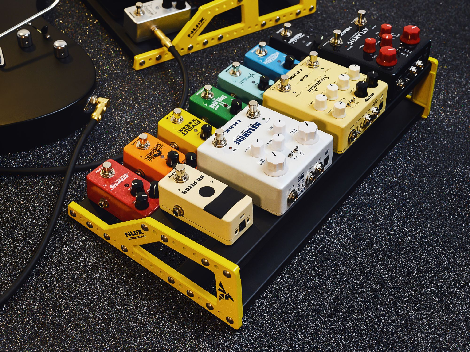 Galerijní obrázek č.11 Pedalboardy NUX NPB-L Bumblebee Pedalboard