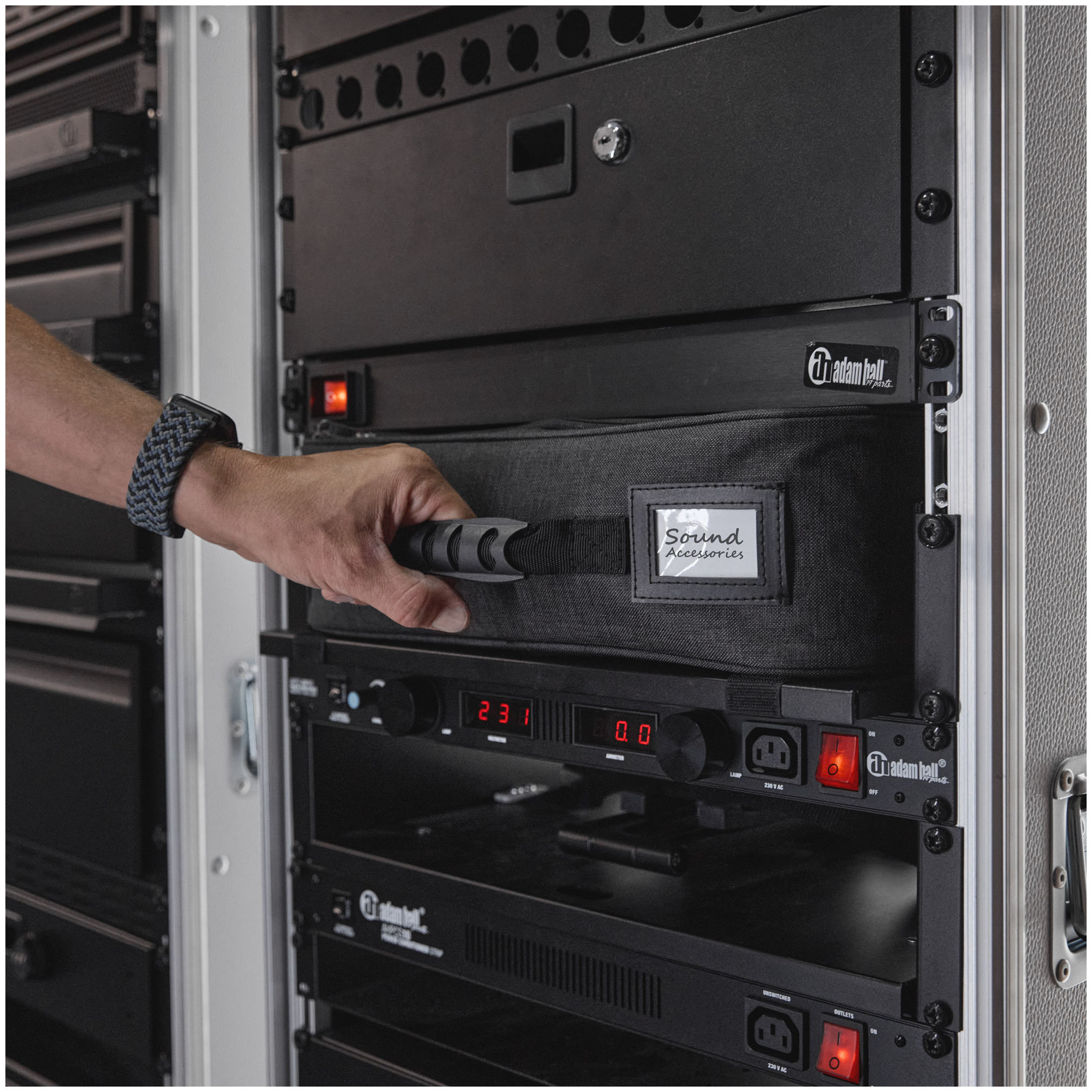 Galerijní obrázek č.10 Příslušenství racku 19" ADAM HALL ORGAFLEX RACK BAG 03
