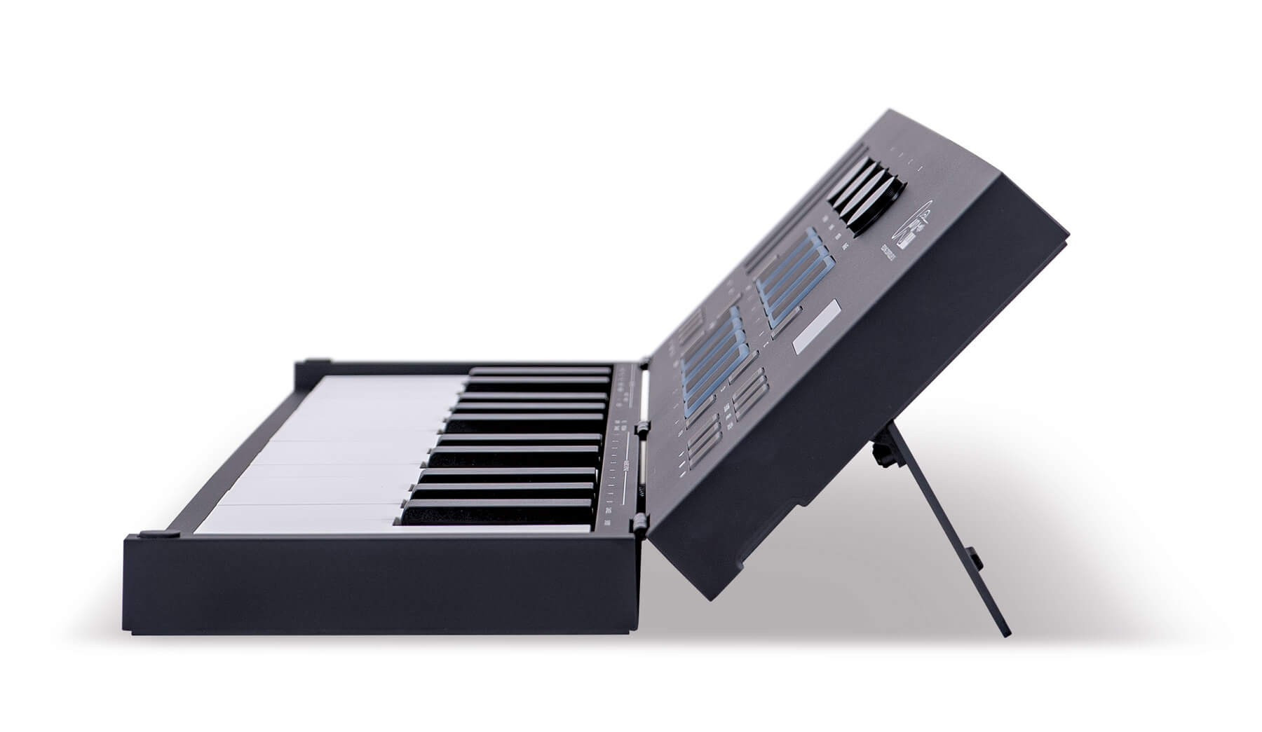 Galerijní obrázek č.10 Keyboardy/Klávesy/Kontrolery CARRY-ON Folding Controller 25 - Black
