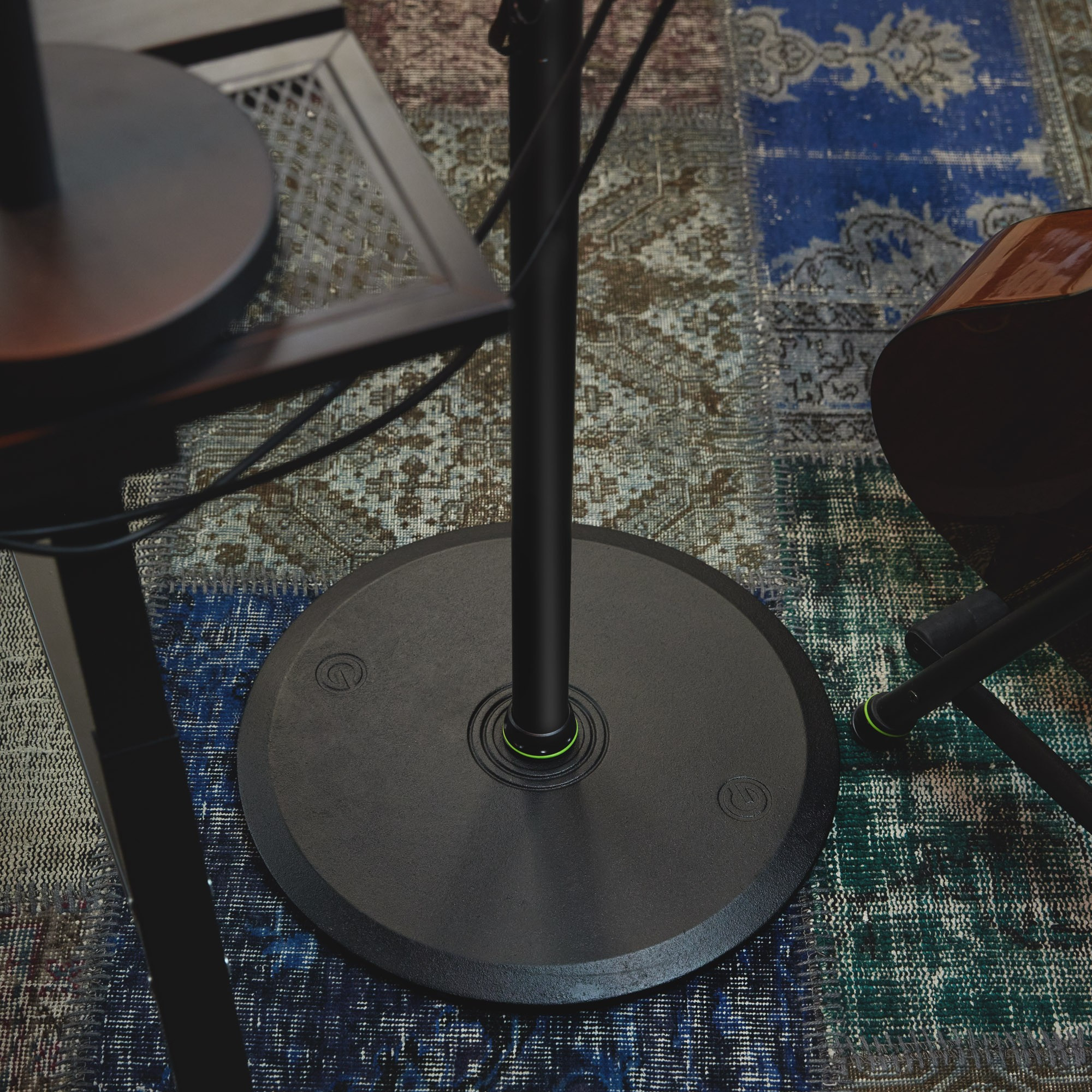 Galerijní obrázek č.12 Stojany a držáky pro studiové monitory GRAVITY SP 3202 LR B