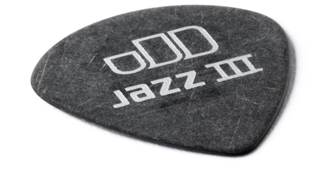 Galerijní obrázek č.1 Tvrdost  0.88 DUNLOP Tortex Pitch Black Jazz III Pick .88mm - 12 ks