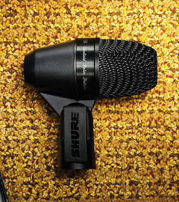 Galerijní obrázek č.3 Dynamické pódiové vokální mikrofony SHURE PGA56-XLR (PG ALTA)