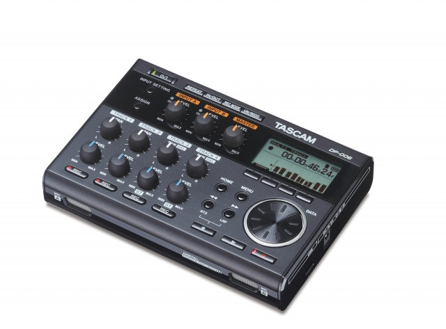 Hlavní obrázek Vícestopé rekordery (stolní/rackové) TASCAM DP-006