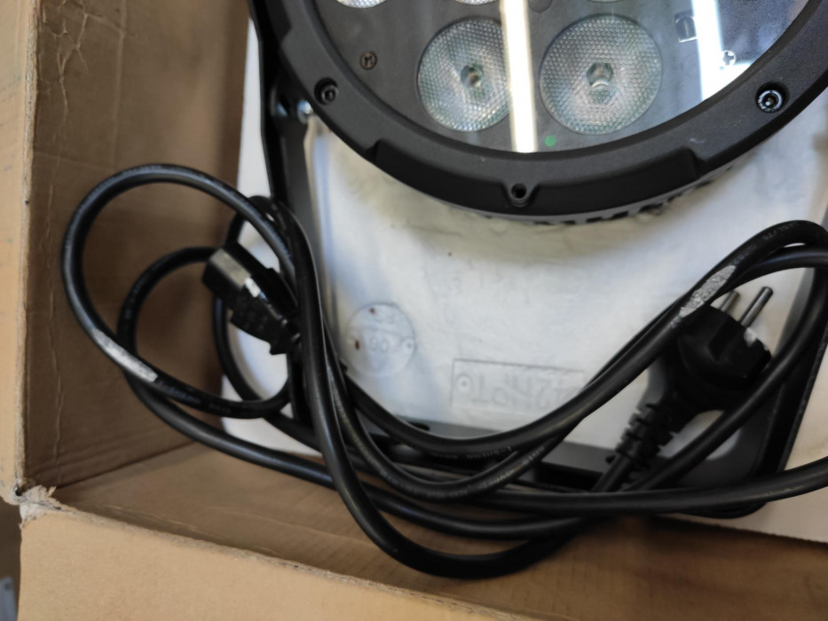 Hlavní obrázek LED RGBA (RGB+Amber) CHAUVET DJ SlimPAR Pro Q USB A STOCK