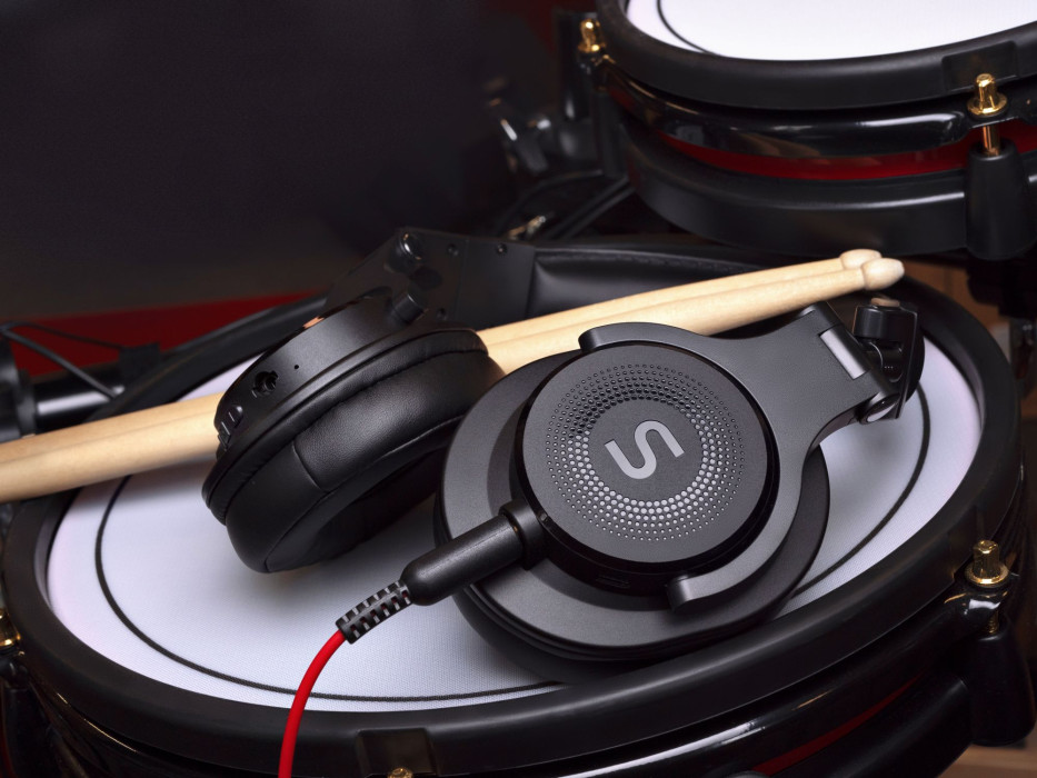 Hlavní obrázek Na uši (s kabelem) SOUNDEUS Fidelity A50-2