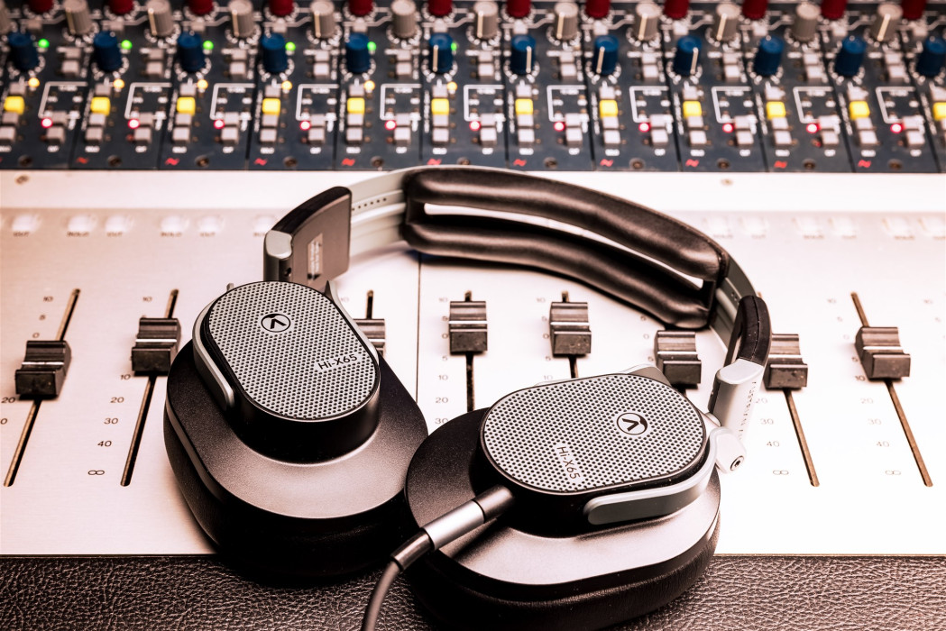 Hlavní obrázek Studio a nahrávání AUSTRIAN AUDIO Hi-X65