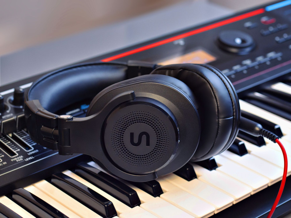 Hlavní obrázek Na uši (s kabelem) SOUNDEUS Fidelity A50-2