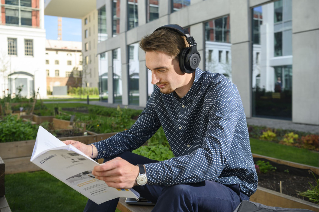 Hlavní obrázek Na uši (s kabelem) SOUNDEUS Fidelity A50-2