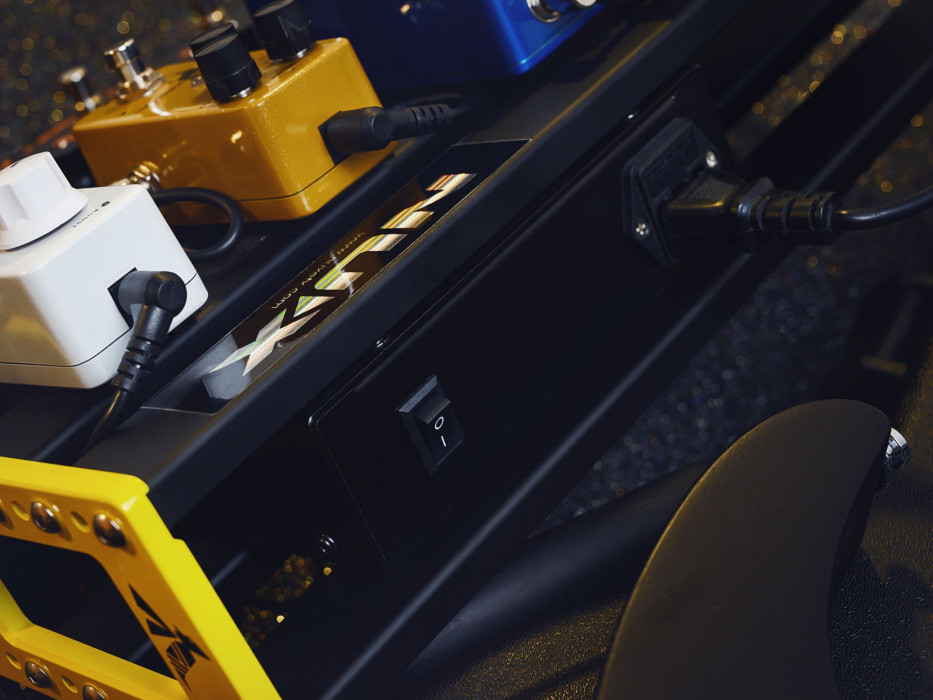 Hlavní obrázek Pedalboardy NUX NPB-M Bumblebee Pedalboard