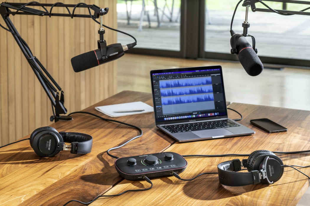 Hlavní obrázek Mikrofony pro rozhlasové vysílání FOCUSRITE Vocaster Two Studio