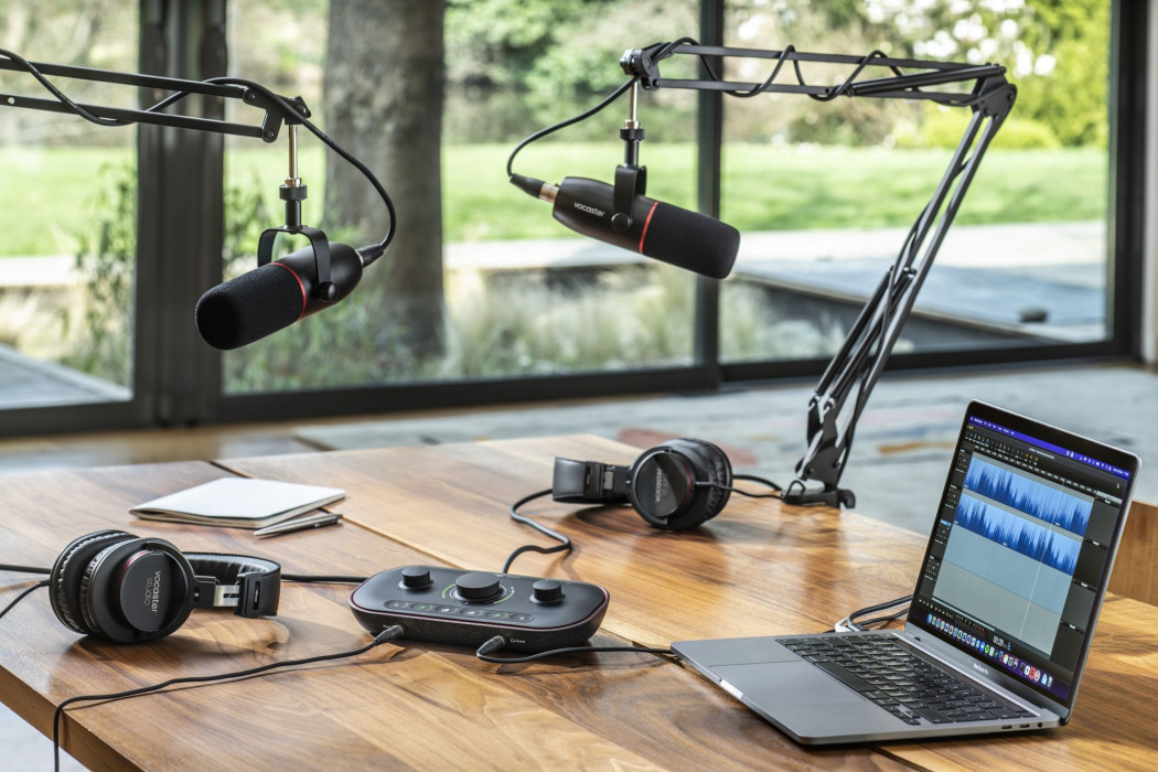 Hlavní obrázek Mikrofony pro rozhlasové vysílání FOCUSRITE Vocaster Two Studio