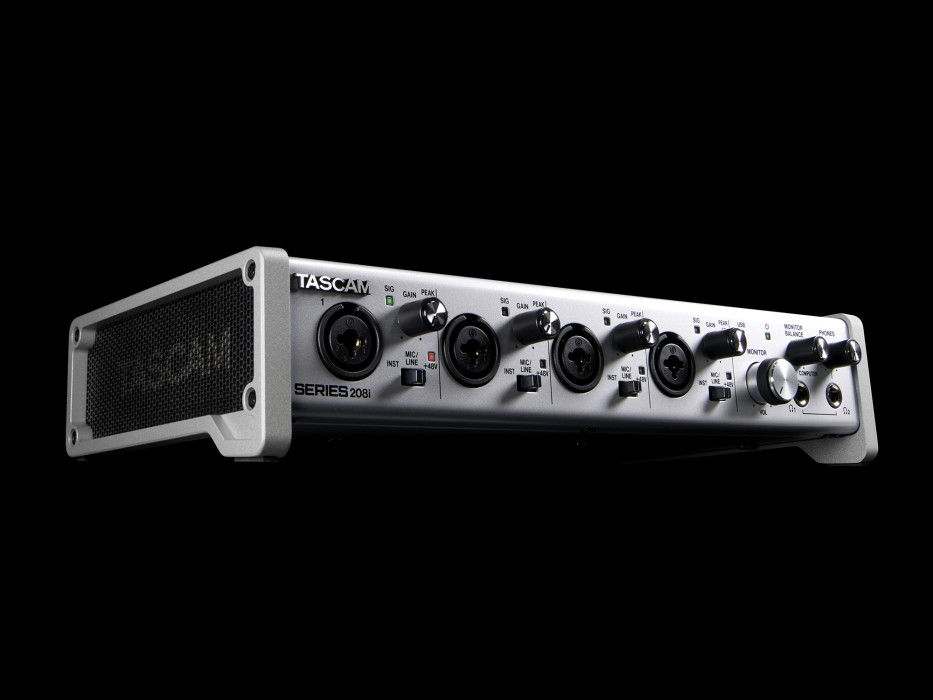 Hlavní obrázek USB zvukové karty TASCAM SERIES 208i A-Stock