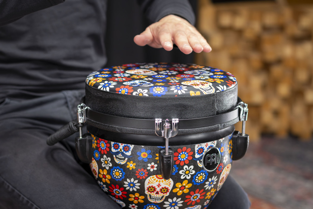 Hlavní obrázek Djembes MEINL JD10DA-DH Jumbo Synthetic Djembe 10” - Day Of The Dead/Designer Head