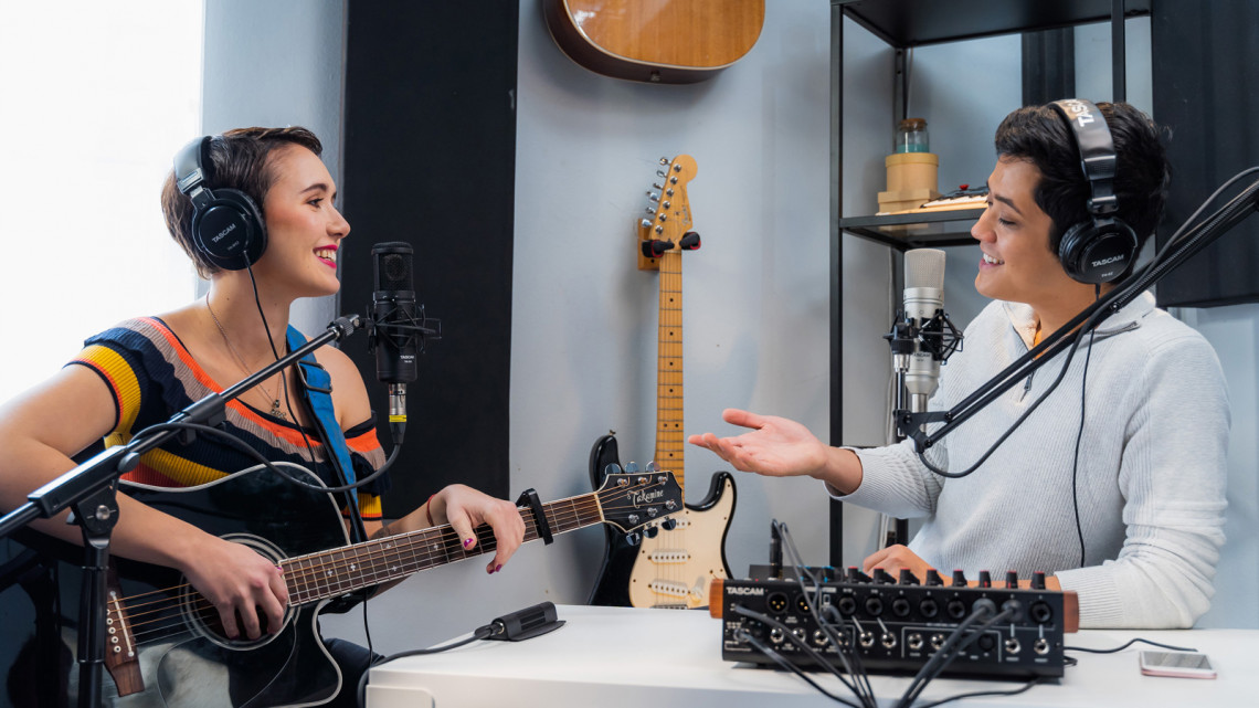 Hlavní obrázek Mixážní pulty s efektem TASCAM Model 12