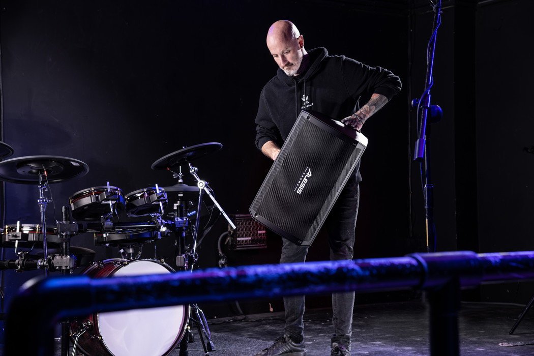 Hlavní obrázek Komba k elektronickým bicím ALESIS Strike Amp 12 MK2