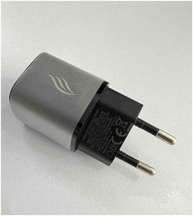 Hlavní obrázek Powerbanky a nabíječky ENYA MUSIC Fast charger