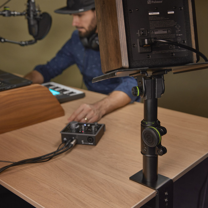 Hlavní obrázek Stojany a držáky pro studiové monitory GRAVITY SP 3102 TM