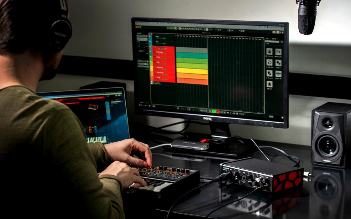 Hlavní obrázek USB zvukové karty TASCAM US-2x2HR