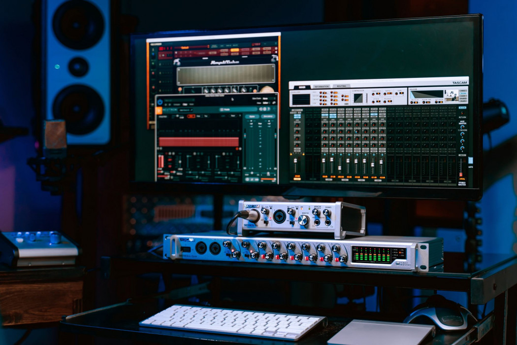 Hlavní obrázek Mikrofonní a linkové předzesilovače TASCAM Series 8p Dyna