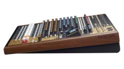 Galerijní obrázek č.5 Mixážní pulty s efektem TASCAM Model 16