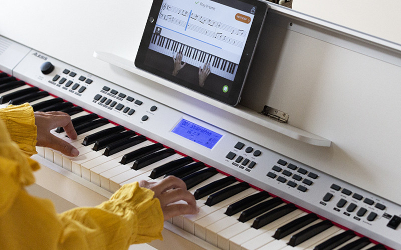 Piano ALESIS VIRTUE - WHITE Detail klaviatury ALESIS VIRTUE - WHITE