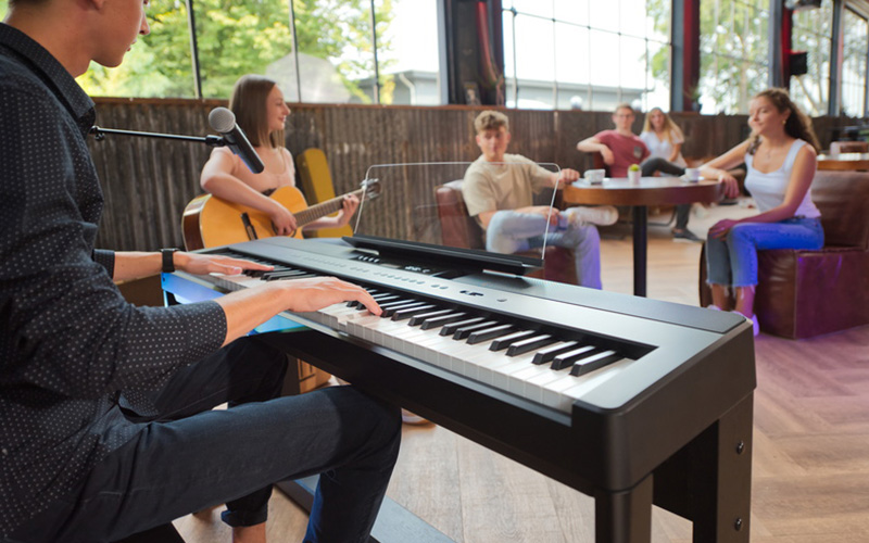 Digitální piano KAWAI ES 920 B Hra na piano KAWAI ES 920 B