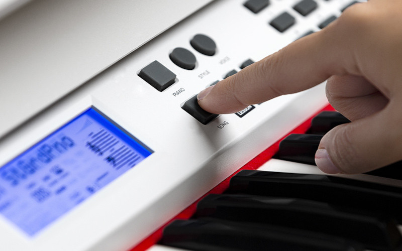 Piano ALESIS VIRTUE - WHITE Detail tlačítek ALESIS VIRTUE - WHITE